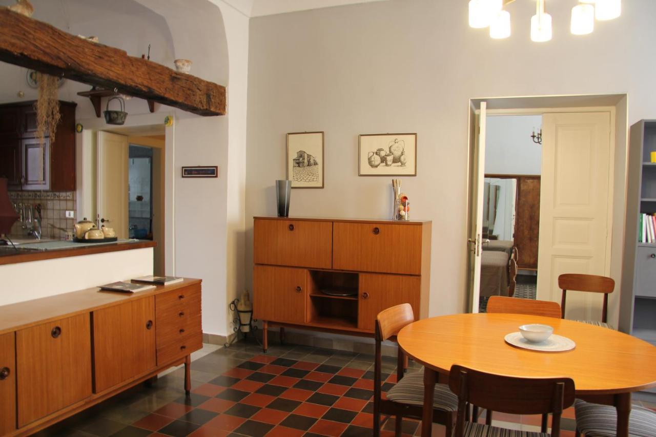 סירקוזה Casa Vacanza Icaros, Ortigia Hictoric Center, 200 Mt From The Beach מראה חיצוני תמונה