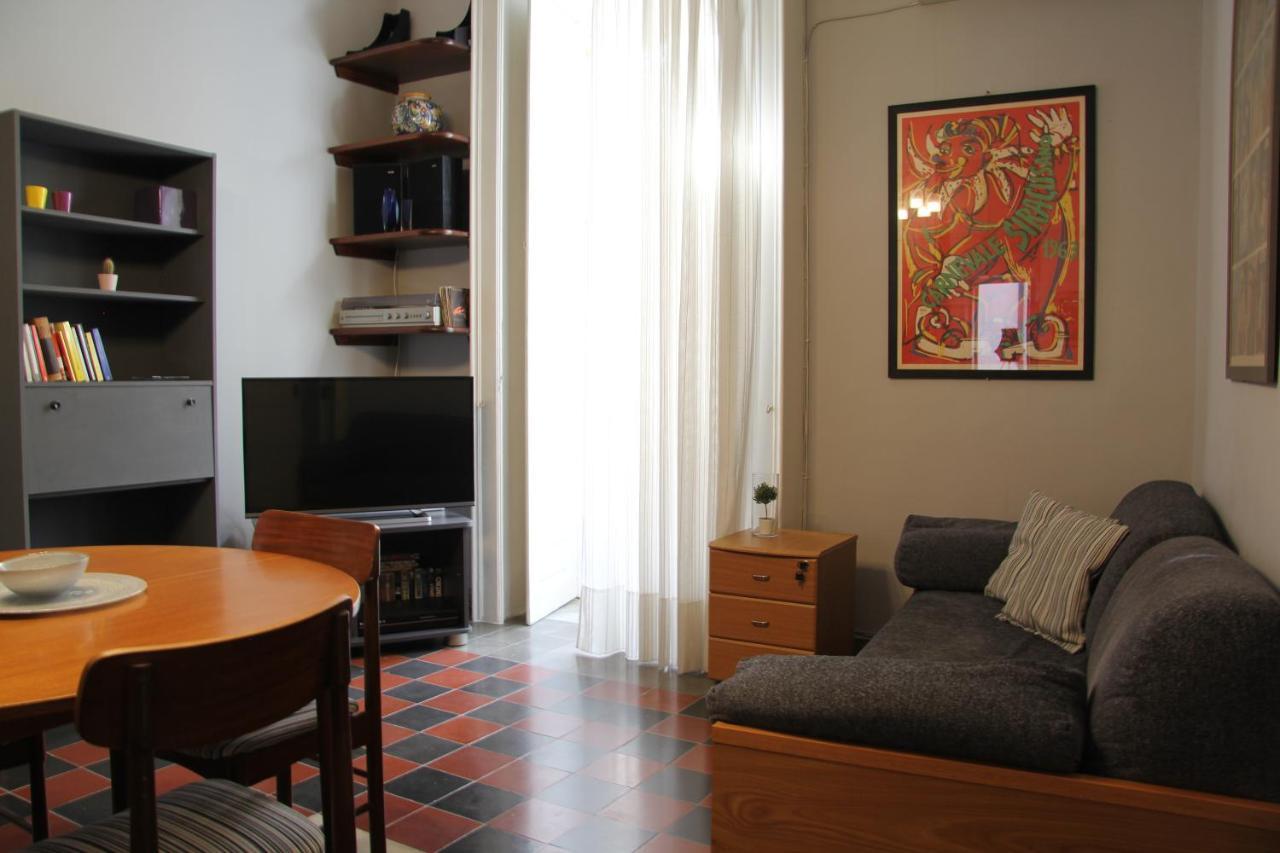 סירקוזה Casa Vacanza Icaros, Ortigia Hictoric Center, 200 Mt From The Beach מראה חיצוני תמונה